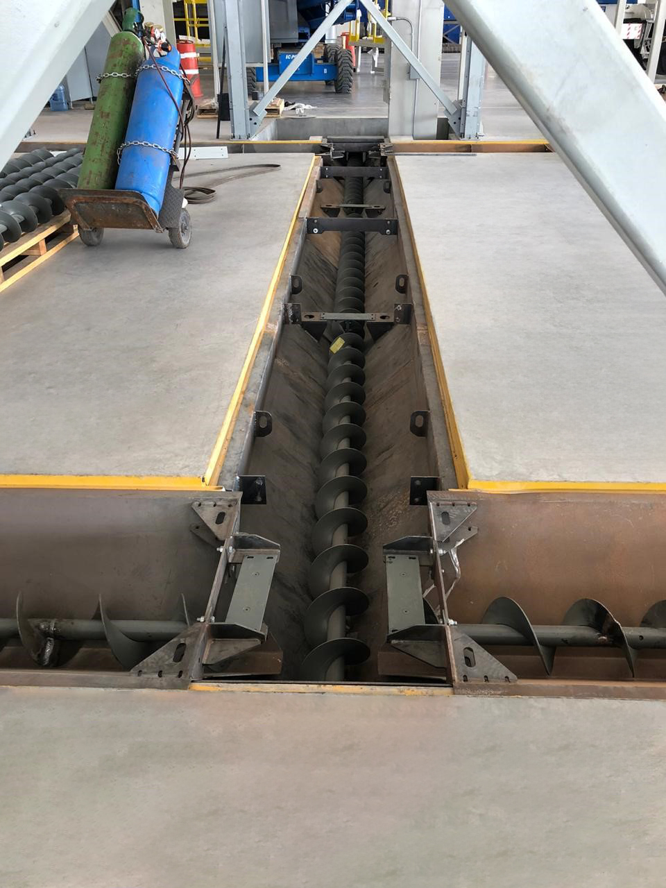 Powdercoat Booth Track Powder Coating Booths – LS Industries