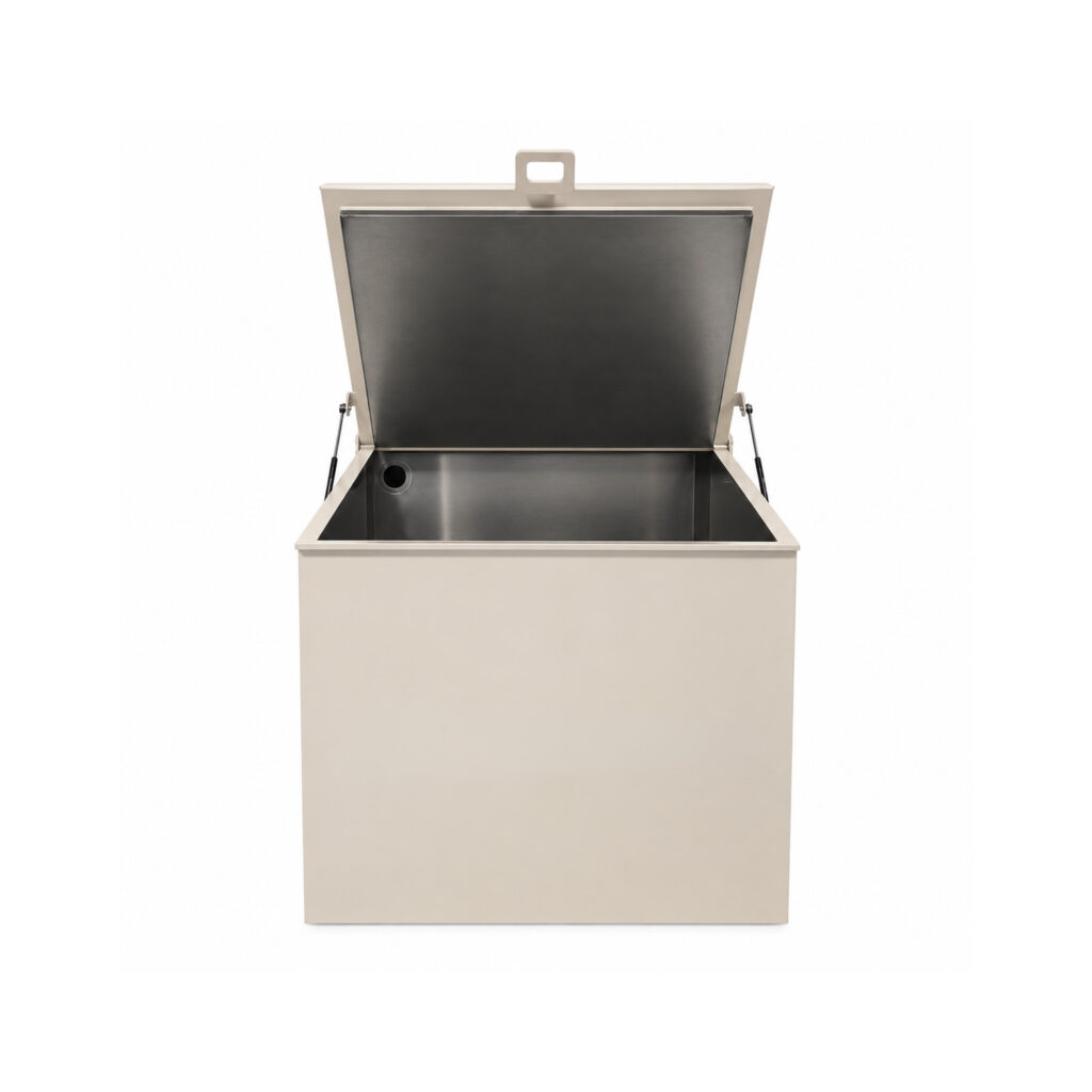 Front view of an industrial dip tank designed for immersion cleaning of metal components using heated or ambient cleaning solutions.