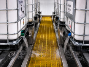 Water removal station following an LS Industries Internal/Exterior IBC Tote Washer, designed to remove excess water from cleaned totes before drying, inspection, or the next production process.